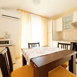 Borik Pedic Appartement *