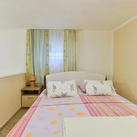 Borik Pedic Apartment *