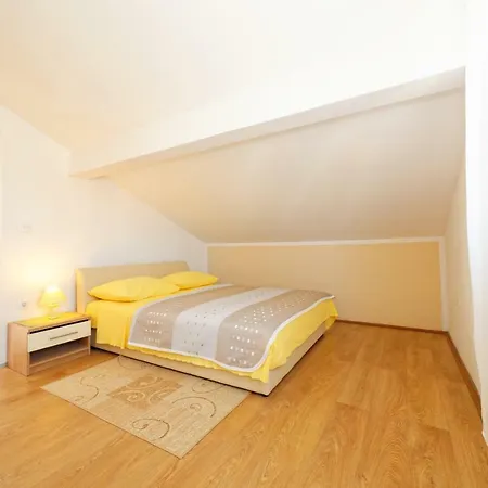 Borik Pedic Apartment *